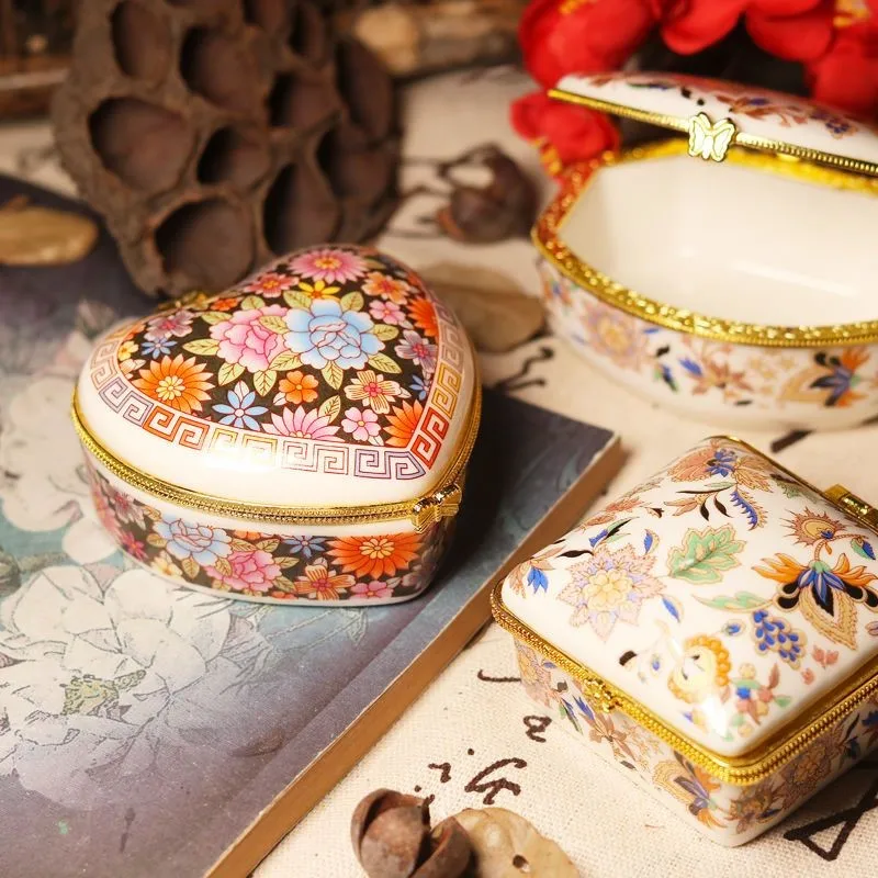 Vintage Chinese Style Lipstick Pot Rouge Ring Jewelry Box Ceramic Pot Mini Bottle Small Cosmetics Face Cream Storage Box ZE72 3