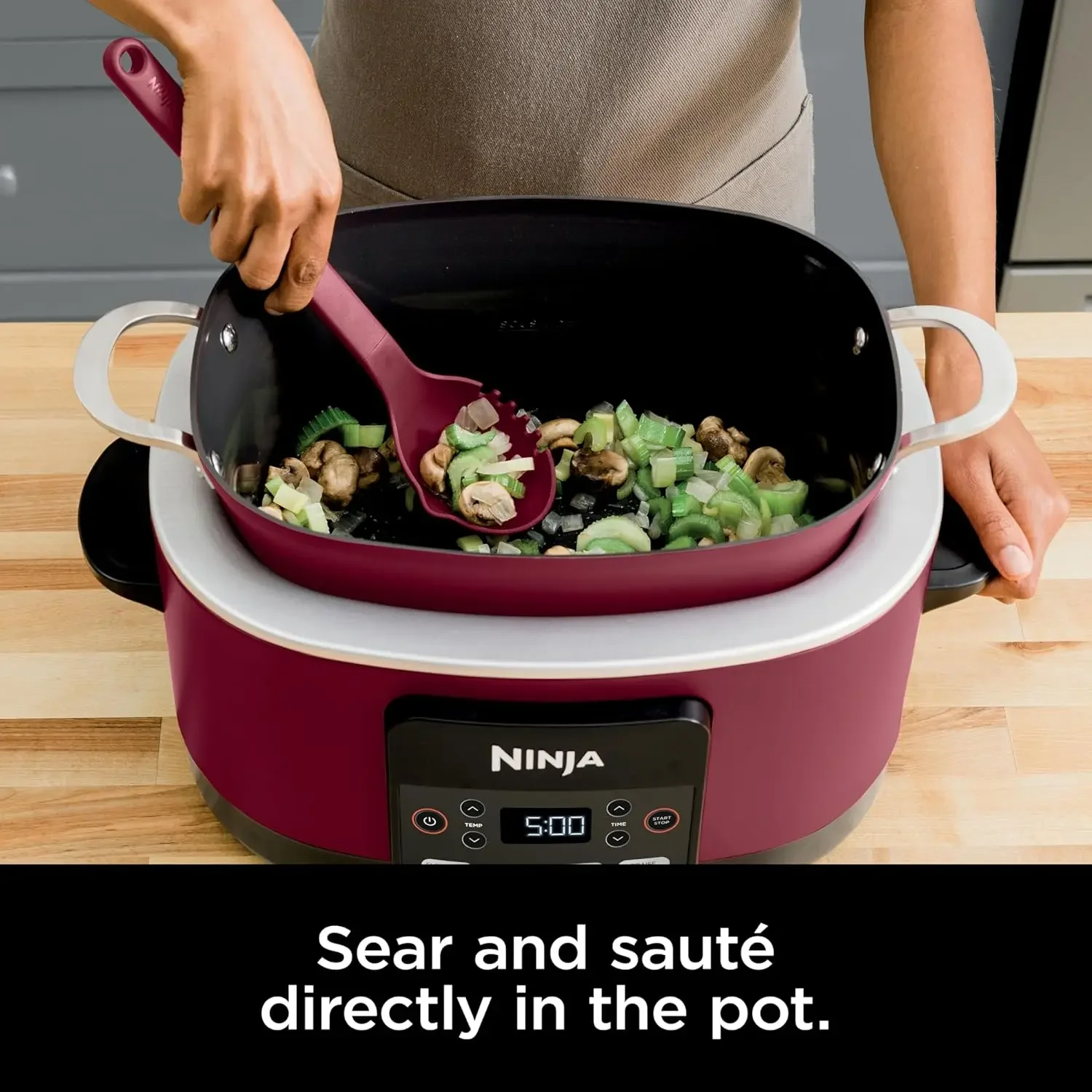 Foodi PossibleCooker PRO MC1000 8.5Qt Multicooker 8 in 1 Slow Cooker, Dutch Oven, Steam Bake Roast Sear Sauté Bread Maker Warmer 3