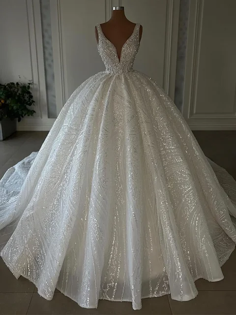 Customized Sparkly Ball Gown Wedding Dress Beads V Neck Sleeveless Pearls Bridal Gowns Ruffles Sweep Train Bride Dresses 2