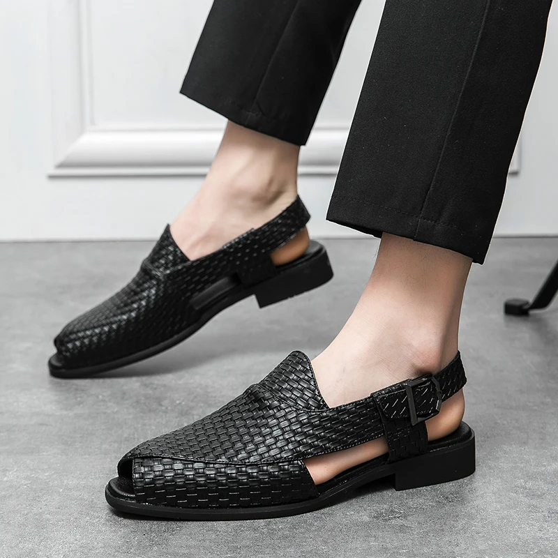 British Style Shoes Men Summer Casual Leather Sandals Brogue Shoes Yuppie Business Sandals Hollowed