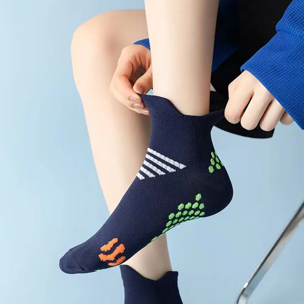 

Polyester Sports Anti-odor Socks Deodorous 5 Colors Anti-slip Football Socks Free Size Short Breathable Ankle Socks Football