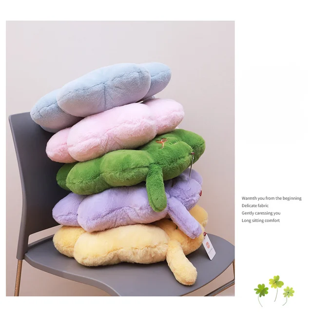 漫画四葉クローバーぬいぐるみ厚手のクッション、暖かい