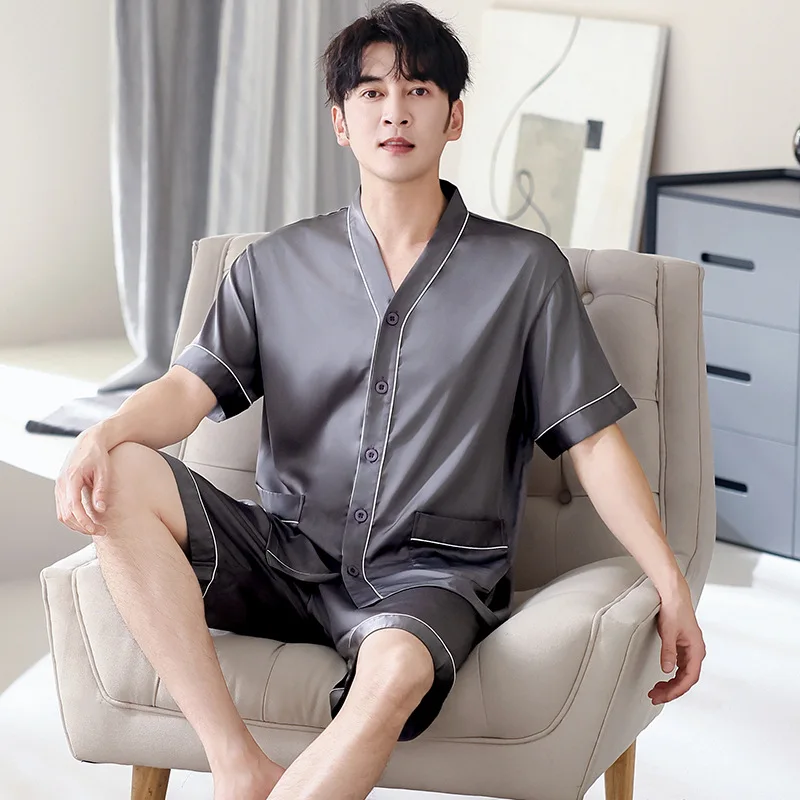 남성용 아이스 실크 잠옷 세트 반팔 반바지 V넥 기모노 가디건 플러스 사이즈 여름 통기성 좋은 루즈핏 잠옷 신상 남성 잠옷
