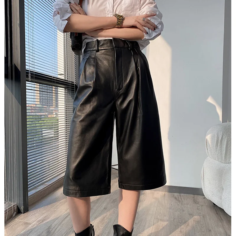 

Super Easy To Wear Sheep Genuine Leather Bermuda Short Pants Women Wide leg High Waist Five-Point Shorts Female High Street