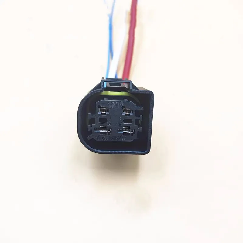 Car-electronic-water-pump-plug-connector-for-BMW-1-2-3-4-5-6-7-series.jpg
