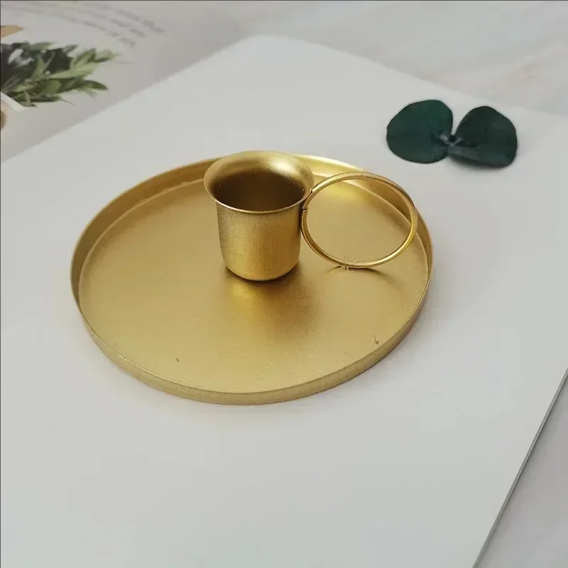 Portable Candle Holder Desktop Candlestick Adornment Metal Candlestick Taper Candle Holder With Handle Home Wedding Decorations candle holders