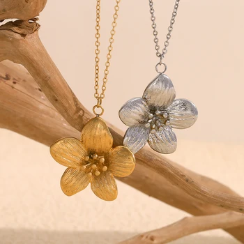 Gold/Silver Color Five Petals Flower Pendant Necklace 18K Gold Plated Stainless Steel Jewelry Necklace For Women Girls
