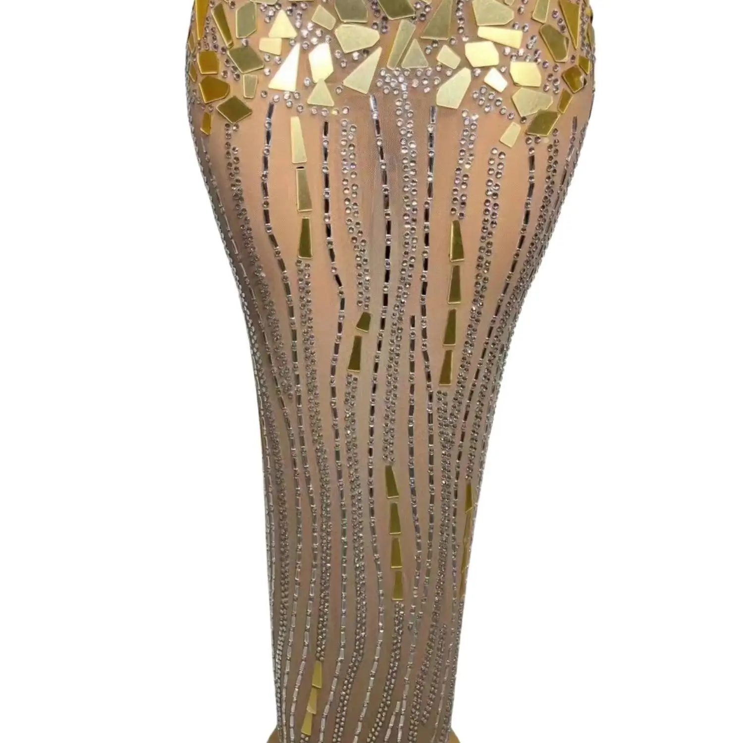 Рисунок 5 - Роскошное женское блестящее платье-топ