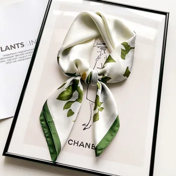 Fiore di Seta Sciarpa Quadrata Delle Donne Scialle di Raso Wrap Hijab Fascia Per Capelli Femminile Polso di Lusso Fazzoletto 70*70 cm Echarpe 2024 Bandana 1