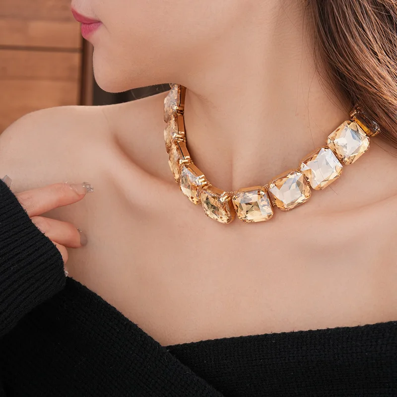 Inlaid Rhinestone Square Earrings Necklace Two-piece Set Fashion Versatile Exaggerated Temperament Light Luxury Accessories Sets