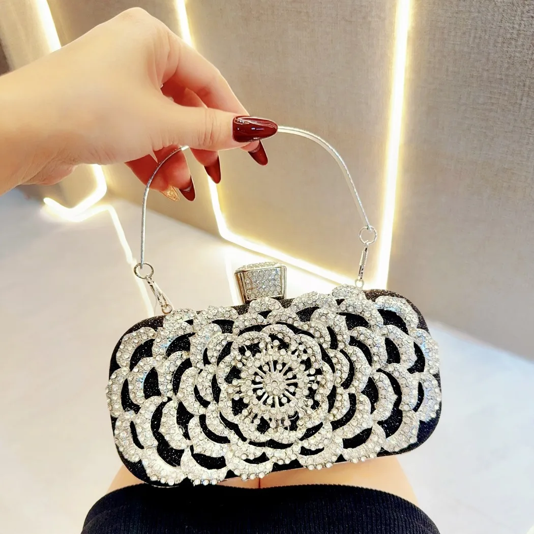 Рисунок 5 - Модная Роскошная вечерняя сумочка с бриллиантами