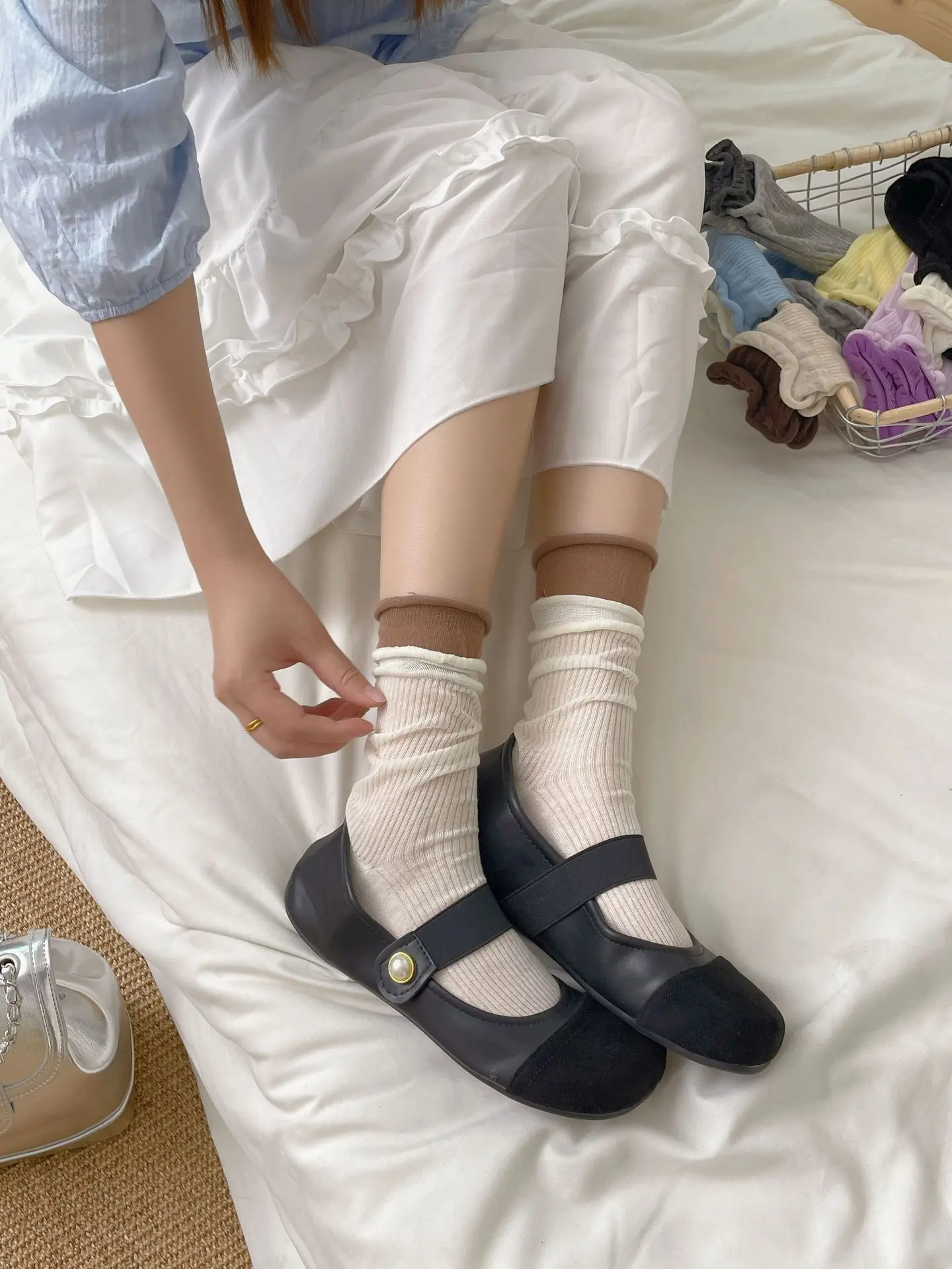 Frauen Sommer Frühling Baumwolle Socken Farbe Haufen Haufen Strümpfe Dünne Transparente Süße Stil Kleine Leder Schuhe Socken Mädchen Geschenk – Detail 15