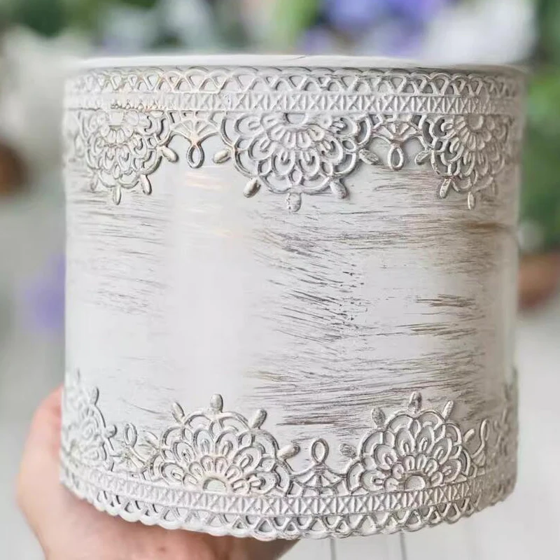 

Decorative Handmade Lace Edge Vintage Retro White Round Flowerpot Iron Planter