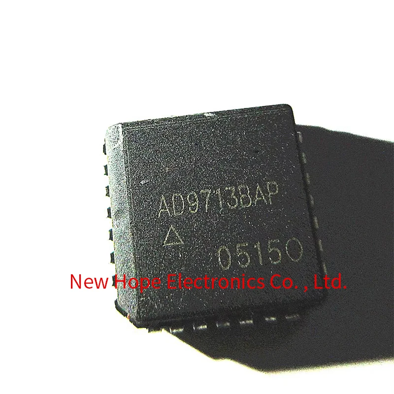 NewHopeAD9713BAPREELAD9713BAPPLCC28DAconverterchip.jpg
