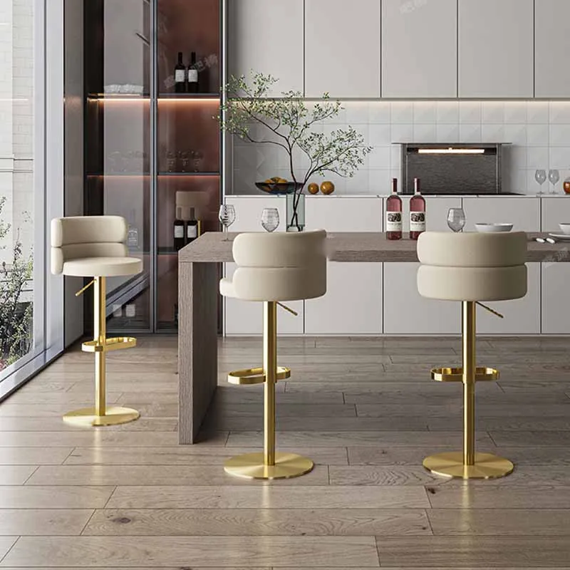 Рисунок 2 - Дизайнерские мобильные стулья для кафе