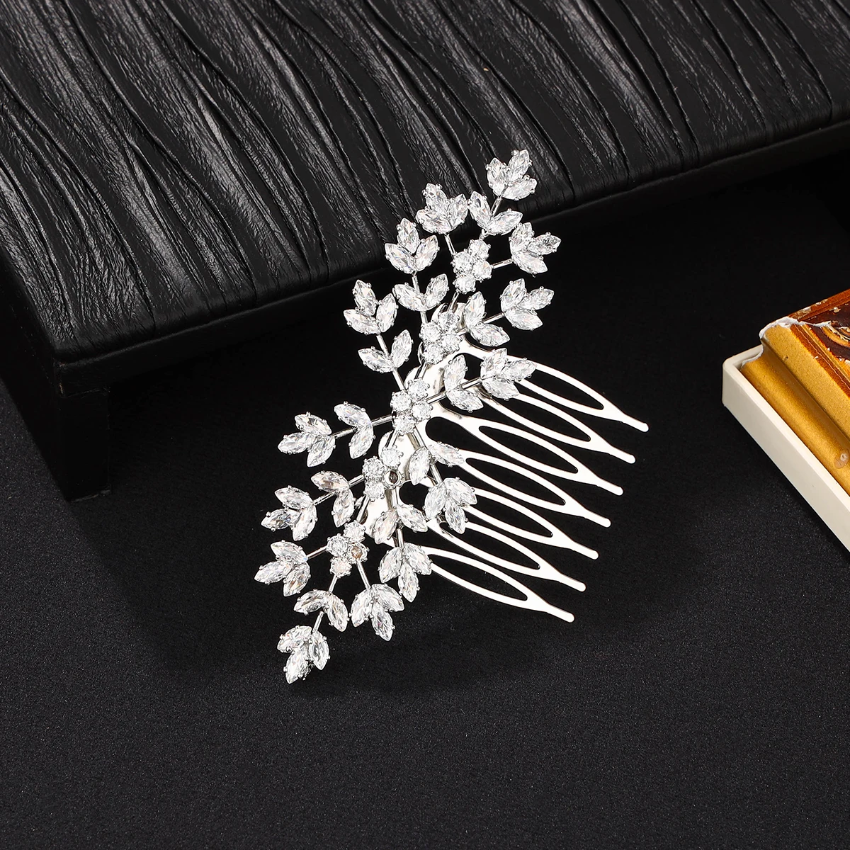 Bridal Hair Accessories Wedding Hair Comb with Zircon Bridal Side Comb for Women and Girls