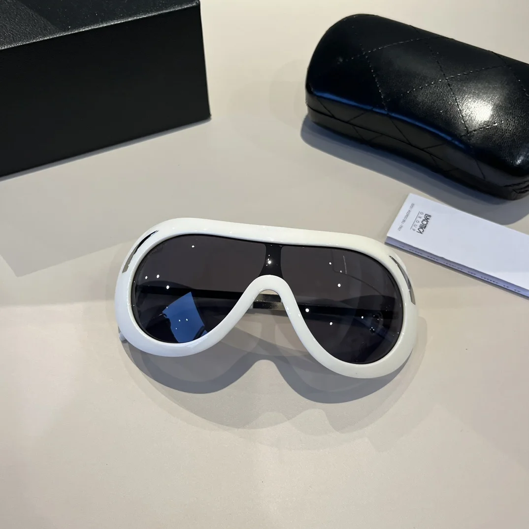 Ŀ�� ���� ���� ���� �귣�� �ΰ� ���� ���۶� �����̾� ������ ���õ� ������ ���� �Ȱ� �׼�����