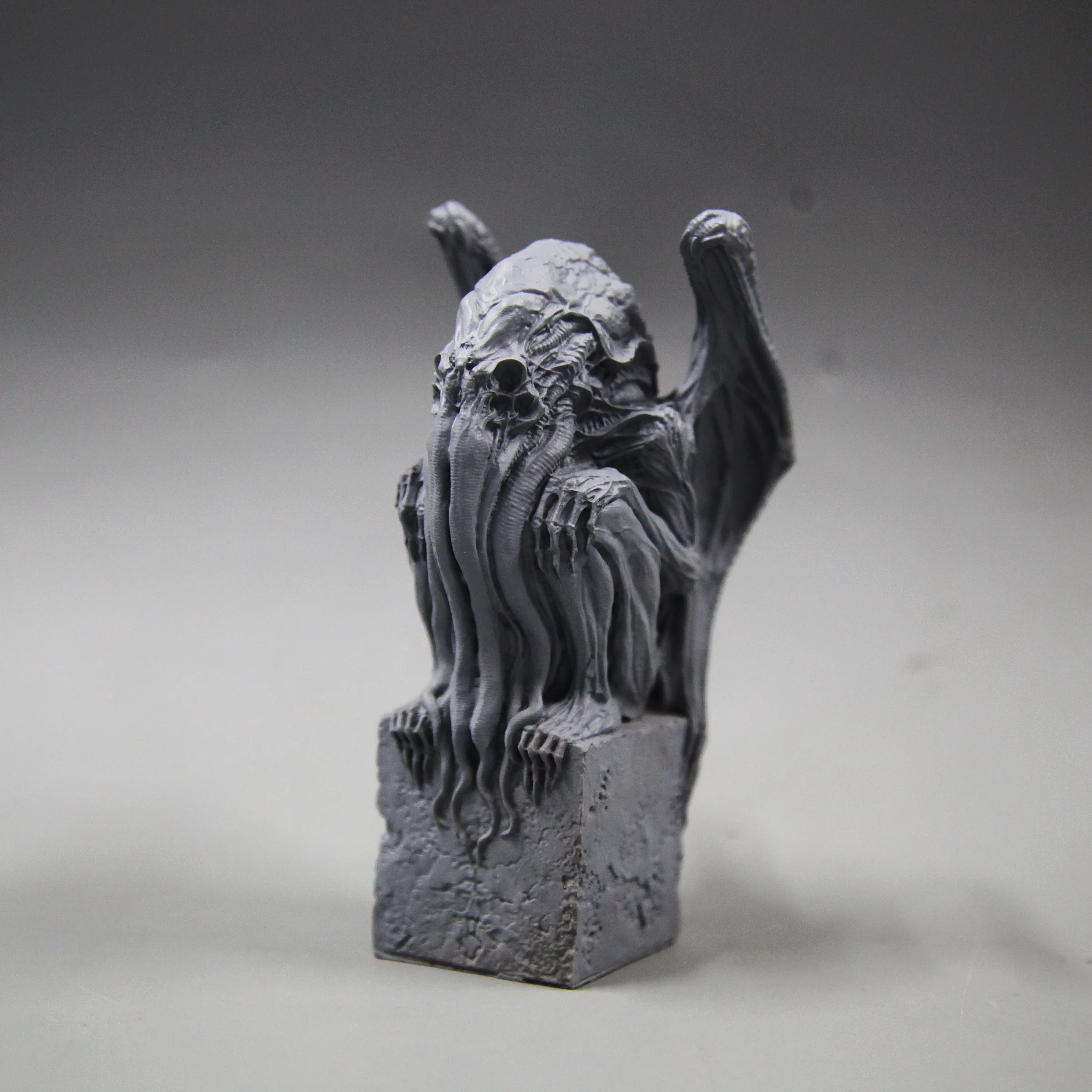 Cthulhu Mythos Great Old Ones: O Que Você Precisa Saber Sobre Esta Estátua  de Resina que Está Encantando Colecionadores, image size:2400x2400