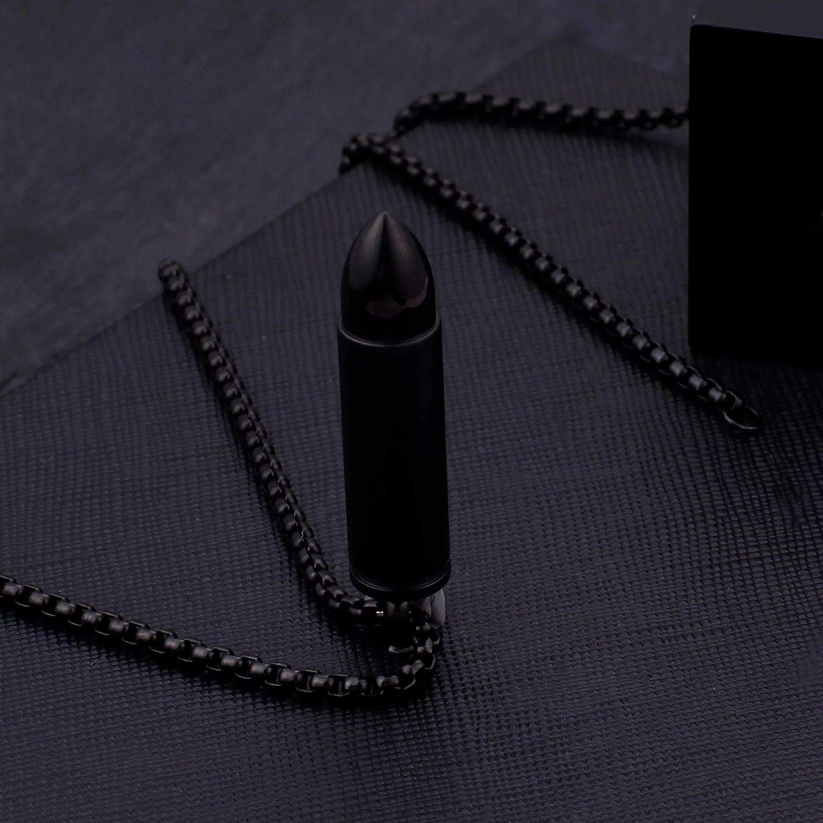 Stainless Steel Bullet Pendant Open Container Bottle Pendant Necklace Men's Classic Charm Collar Necklace Jewelry