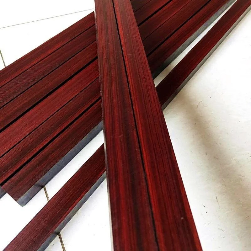 õ           簢  α , Diy ó 