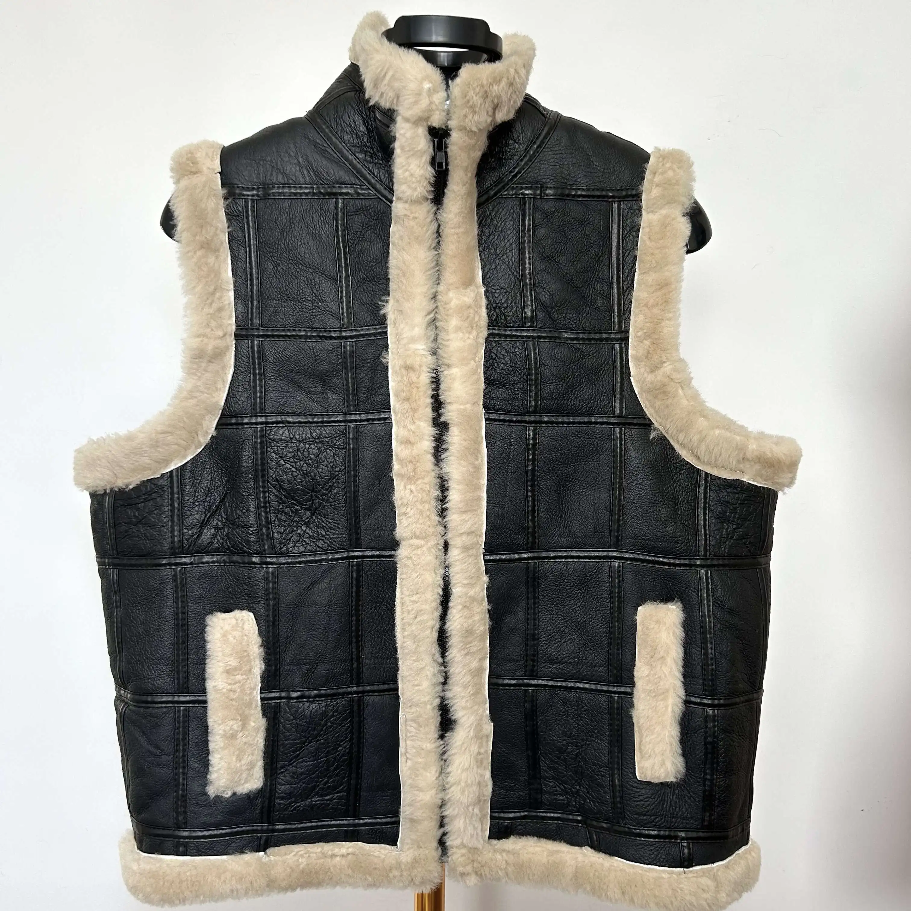 천연 양피 한 모피 조끼 파카 양복 조끼 남자 모피 안감 클래식 지퍼 남여 Gilet 23A0823 한국 새 봄