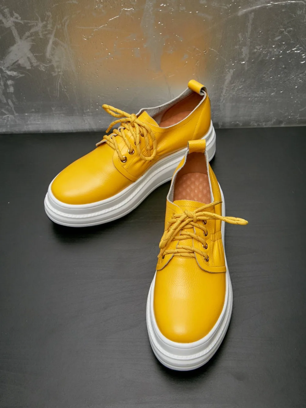 Krazing Pot Soft Natural Leather Round Toe High Bottom Lace Up Sneakers Solid Concise Style Leisure Women Vulcanized Shoes L26