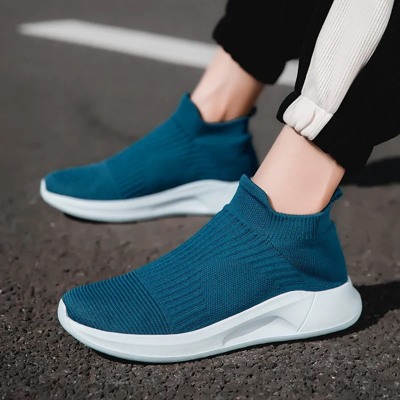 Slip-On Mens Shoes New Light Walking Casual Shoes for Men Breathable Unisex Men Women Loafers Black Size 35-45 5