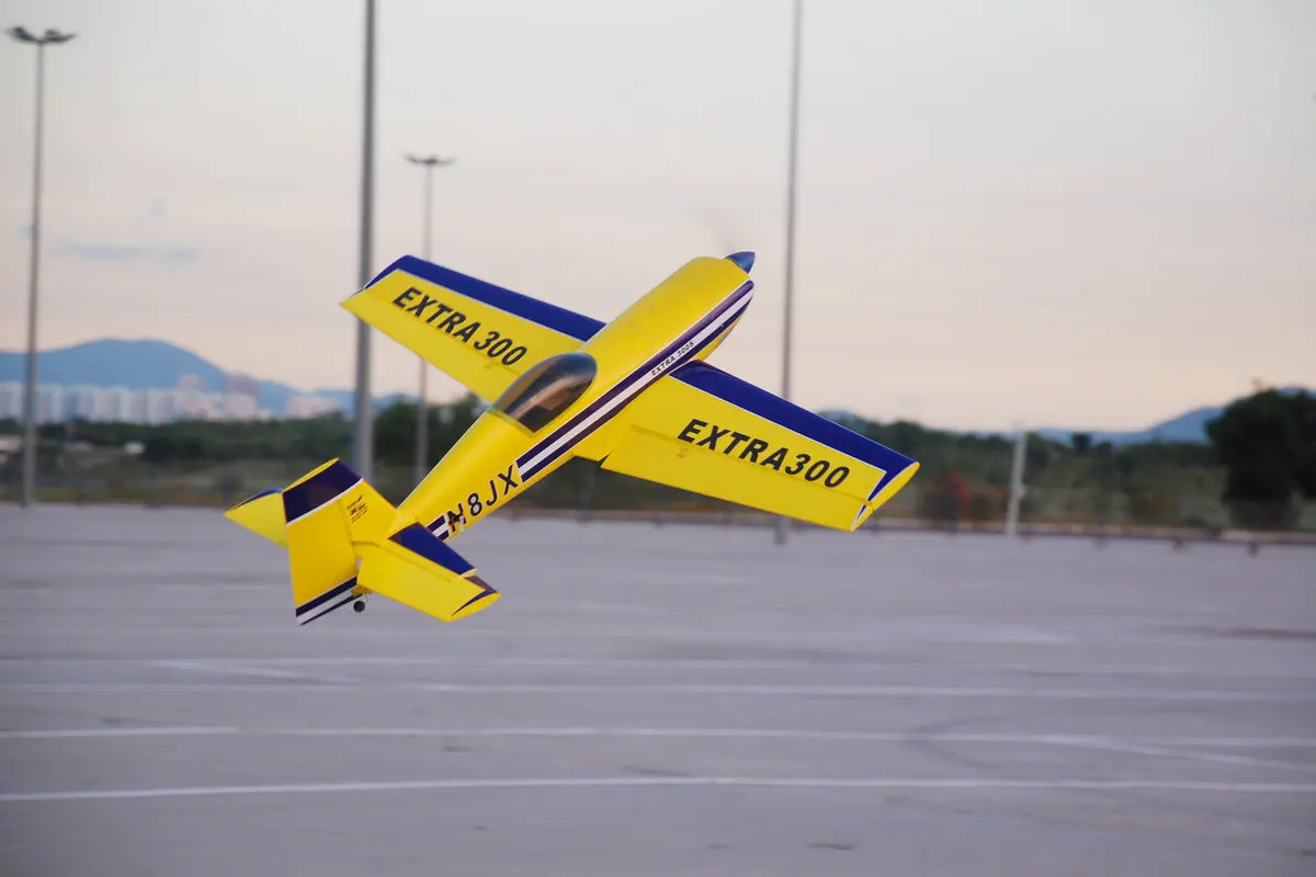EXTRA300H RC 비행기 1200mm 날개폭 EPO 폼 3D RC 비행기 모델 키트/PNP Extra 300H V3 30E 항공기 선물 생일 소년 장난감
