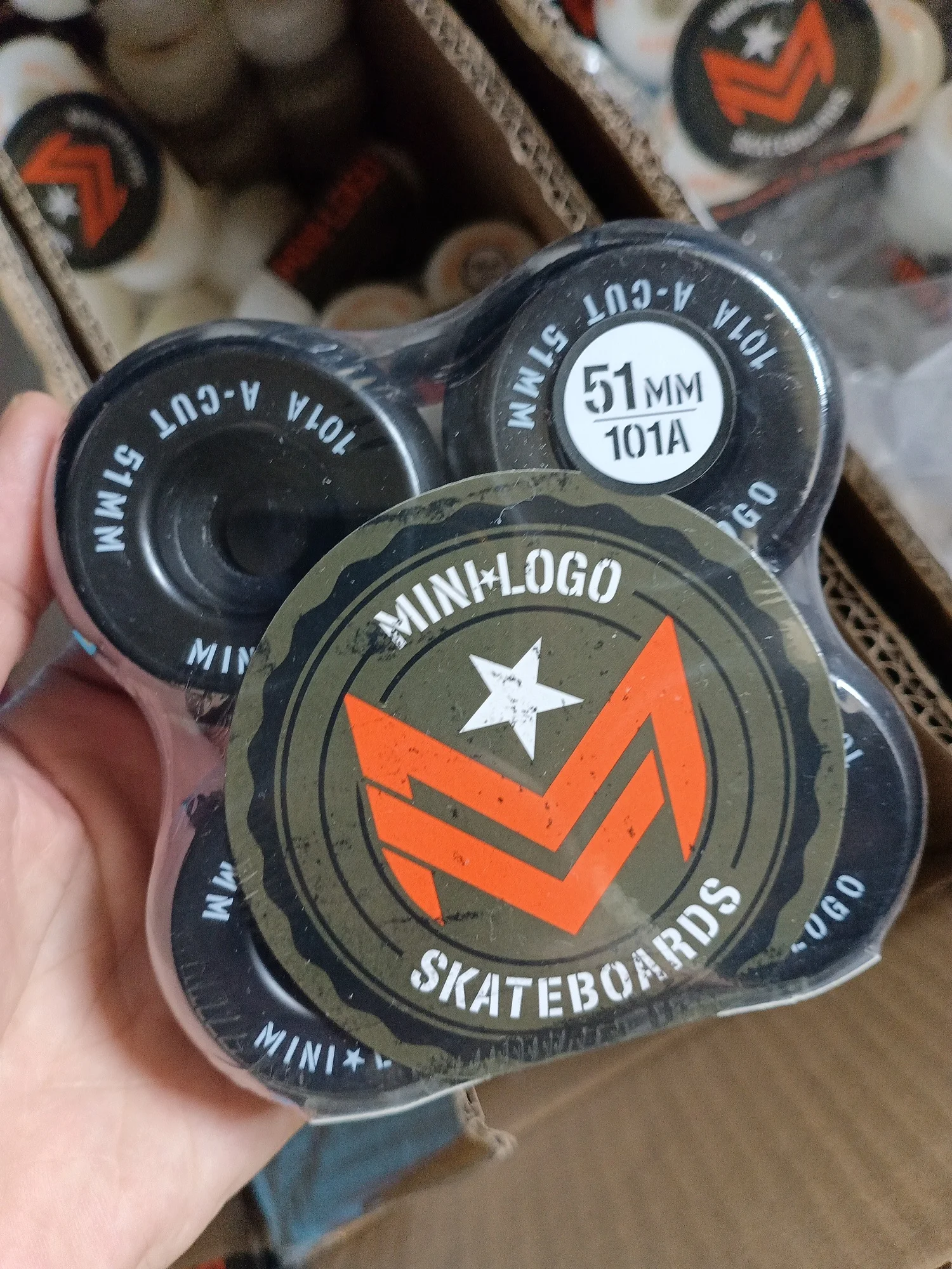 minilogo skateboard wheel original brand new 100% 101A 90A 95A pro wheel 4pcs