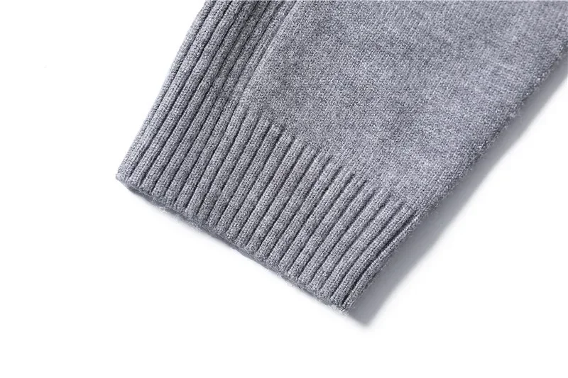Description Picture 6 of itemAutumn and Winter Solid Color Casual Sweater Men's Long Sleeve High Neck Knitted Pullover