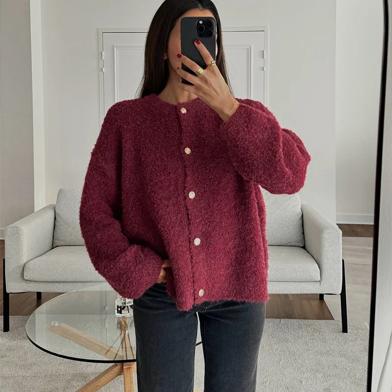 Suéter elegante de manga larga para mujer, cárdigan liso holgado de un solo pecho con cuello redondo, ropa de abrigo suave y a juego para primavera 2025.