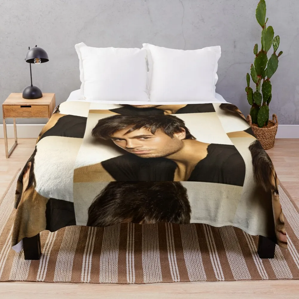 

tampakkiri enrique iglesias Throw Blanket couple sheep wool blanket retro blankets shaggy blanket