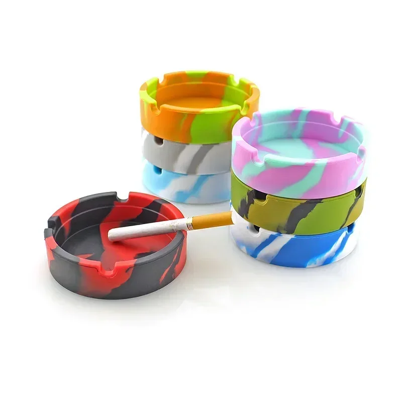Luminous Colorful Silicone Soft Ashtray Light Circular Fluorescent Smoking Accessories Cigarette Case Drop Creative Ash Trays
