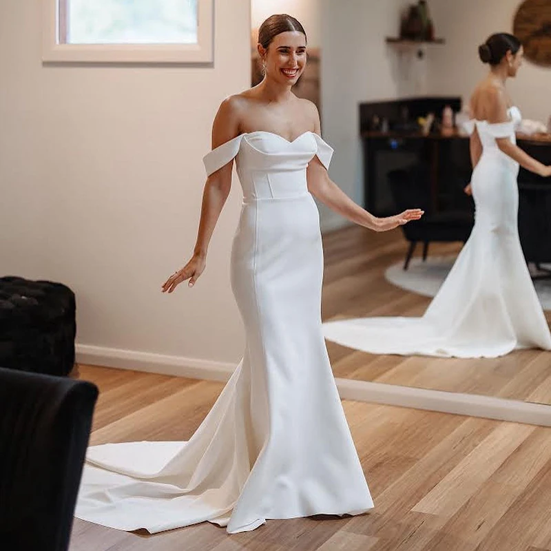 

Богемное свадебное платье с юбкой-годе, сердечком и шлейфом