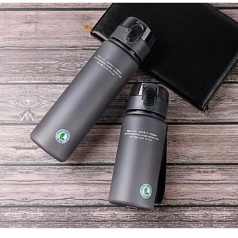 New Free Leak Proof Sports Water Bottle High Quality Tour Hiking Portable My Favorite Drink Bottles 400ml 560ml