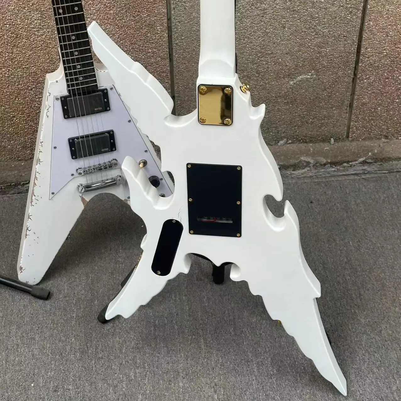 Engraved Angel Wings 6-S Electric Guitar HH White Body with Gold Parts Fast