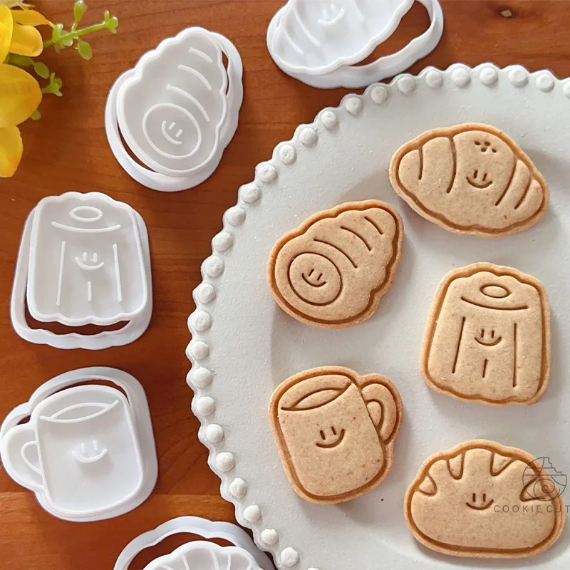Cute Chestnut Bread Cookie Mold Cartoon Croissant Toast Shaped Biscuit Vegetable Cutting Die Kids Lunch Baking Mold Kitchen Tool Cookie Cutter Baking Mold Cookie Mould