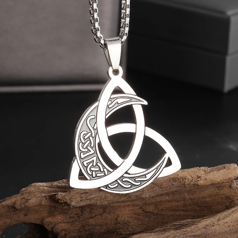 Irish Trinity Knot Celtic Moon Necklace Men Women Stainless Steel Vintage Triquetra Lucky Amulet Jewelry