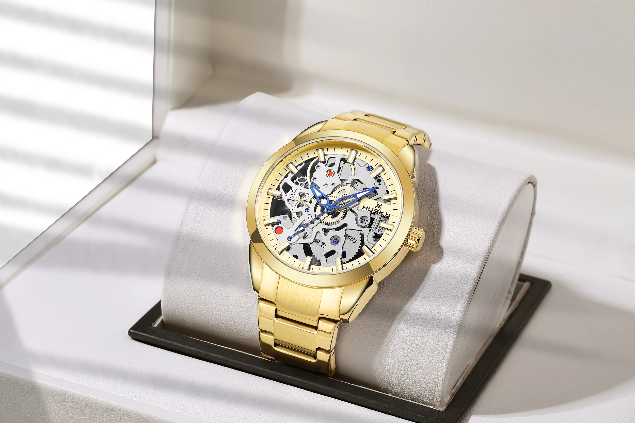 Luxury Gold Men Quartz Watches Men Fashion Stainless Steel Clock  Hollow Skeleton Watch Calendar 2023