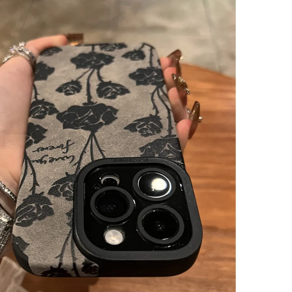 【 High Quality 】 Gray Bottom Black Rose Phone Case New iPhone 15 Promax 13 Set  16 Premium 14 Anti Drop 12 Silicone_voghion.com
