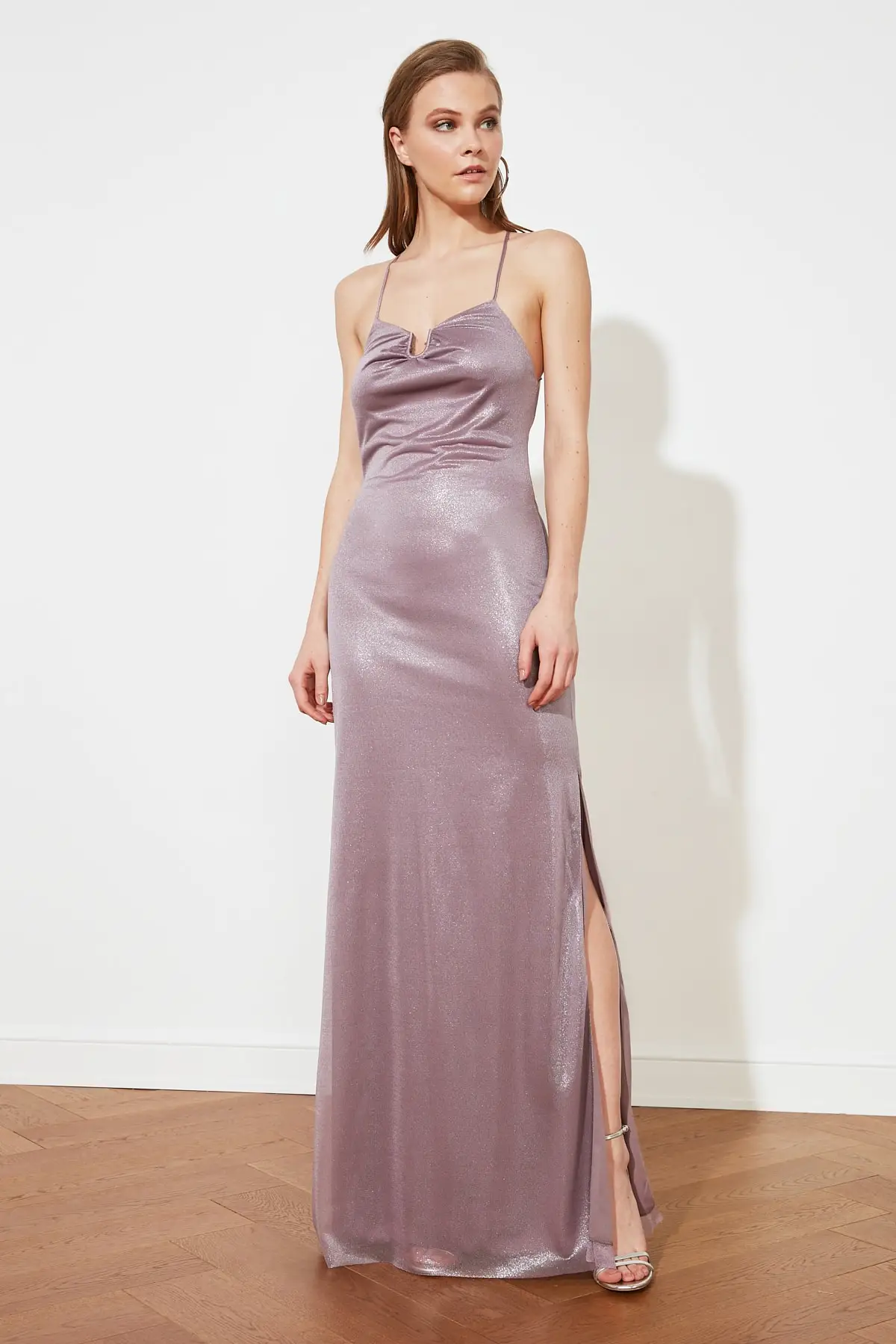 Trendyol Luminous Collar Detail Evening Dress &amp Prom Gown TPRSS21AE0043 | Свадьбы и торжества
