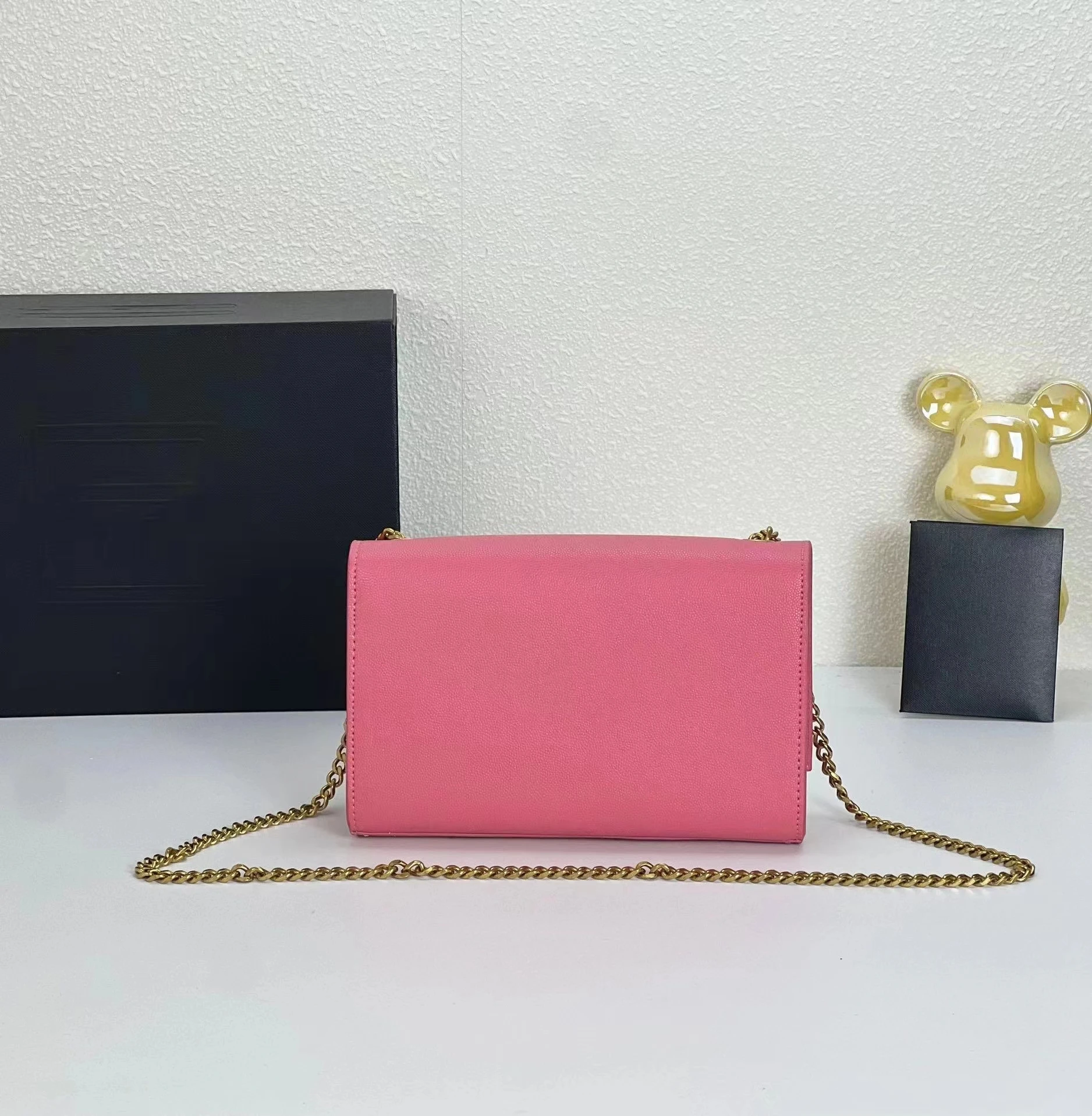 고급 캐비어 가죽 클래식 다목적 휴대용 태슬 원 숄더 금속 체인, 작은 사각형 가방 