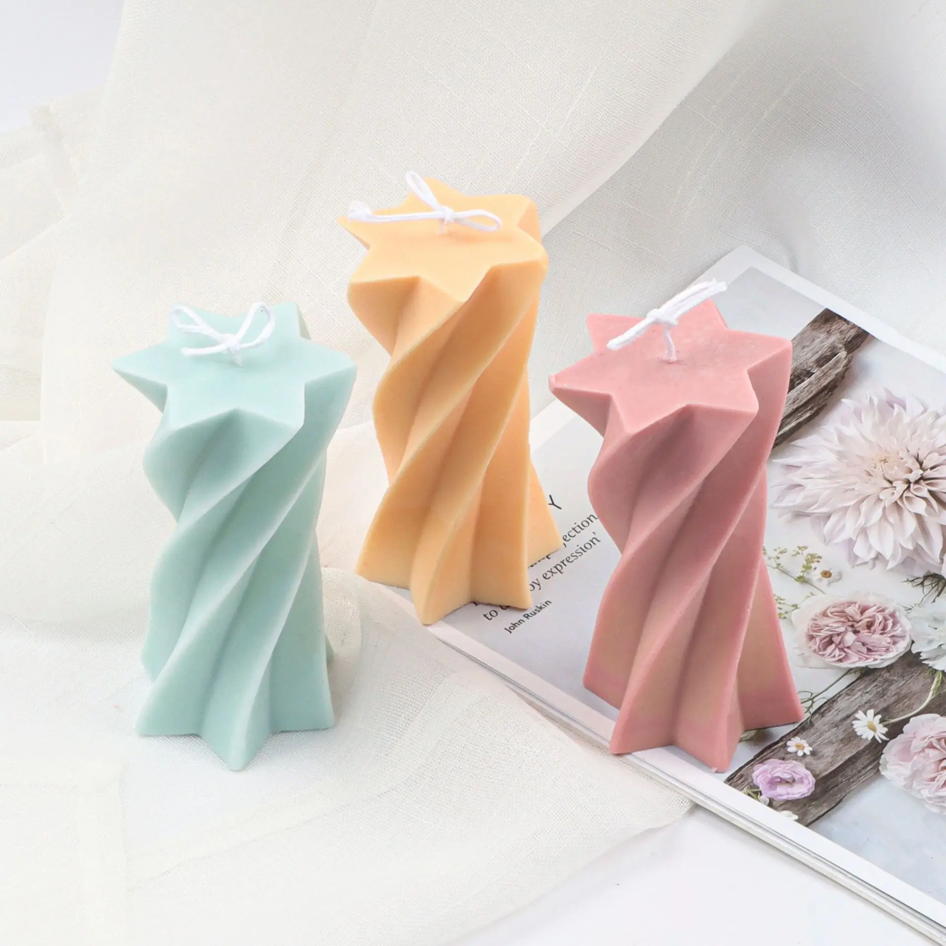 

3D Six-pointed Star Flower Candle Silicone Molds Romantic Abstract Object Strip Curved Unique Abstract Pillar Wax Candles Molds