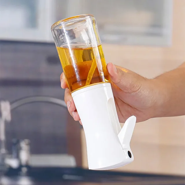 1pc 200ml/300ml Oil Spray Bottle Kitchen Cooking Olive Oil Dispenser Camping BBQ Baking Vinegar Soy Sauce Sprayer Containers 4