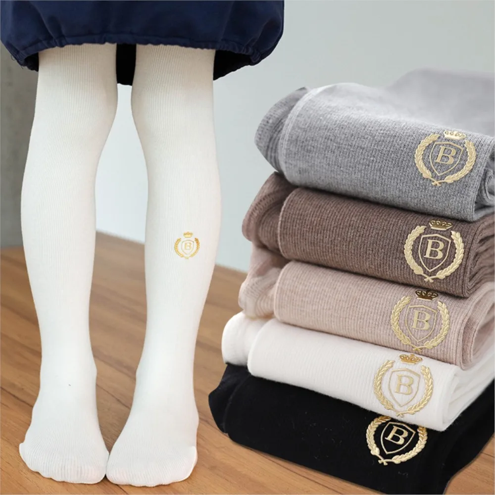 Spring and autumn new children's leggings combed cotton high-density anti-pilling fashion girls badge embroidery pantyhose tide.