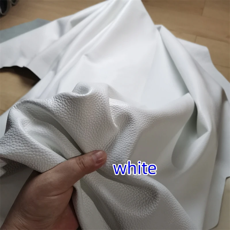 Description Picture 3 of item1.2/1.5mm Thickness Lychee Cowhide. Genuine Leather. First Layer Leather Fabric. Handmade DIY For Sofa. Bag. Full-Sheet Cutti
