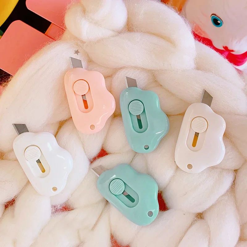 

Creative Mini Utility Knife Portable Box Cutter Cute Pocket Knifes for Girls Japanese Stationery Telescopic Blade Paper Cutter