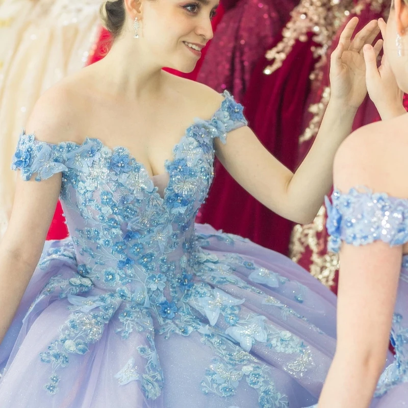 

Glittering Light Lilac Shiny Quinceanera Dress Off Shoulder Crystal Floral Appliqué Bow Tull Formal Birthday Vestidos De 15 Anos