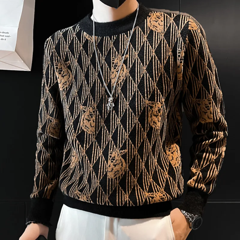 Autumn Sweater For Men Knitted Round Neck Sweater Korean Style