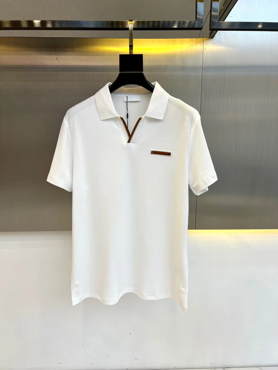 

Роскошная Новинка 2024, мужская рубашка-поло с коротким рукавом и V-образным вырезом, Высококачественная прочная рубашка-поло из хлопка пима, 3 цвета